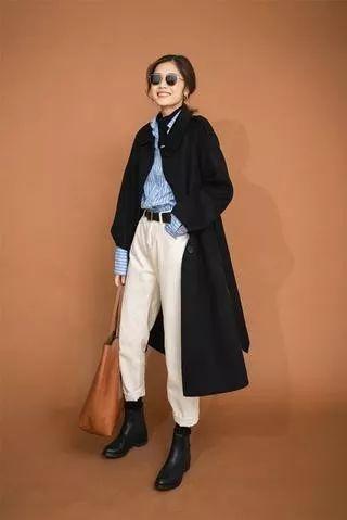 24套黑色大衣搭配指南,适合18岁-35岁女生,时髦高级有气场