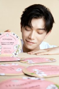 ​200820 丁禹兮更新微博一则 可爱到全员妈粉上线把他rua走