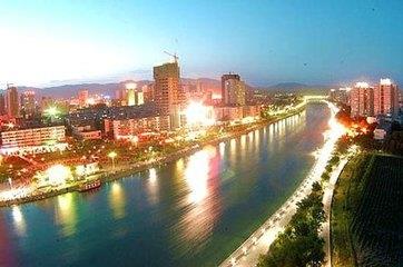 美丽的孔雀河,古时的饮马河