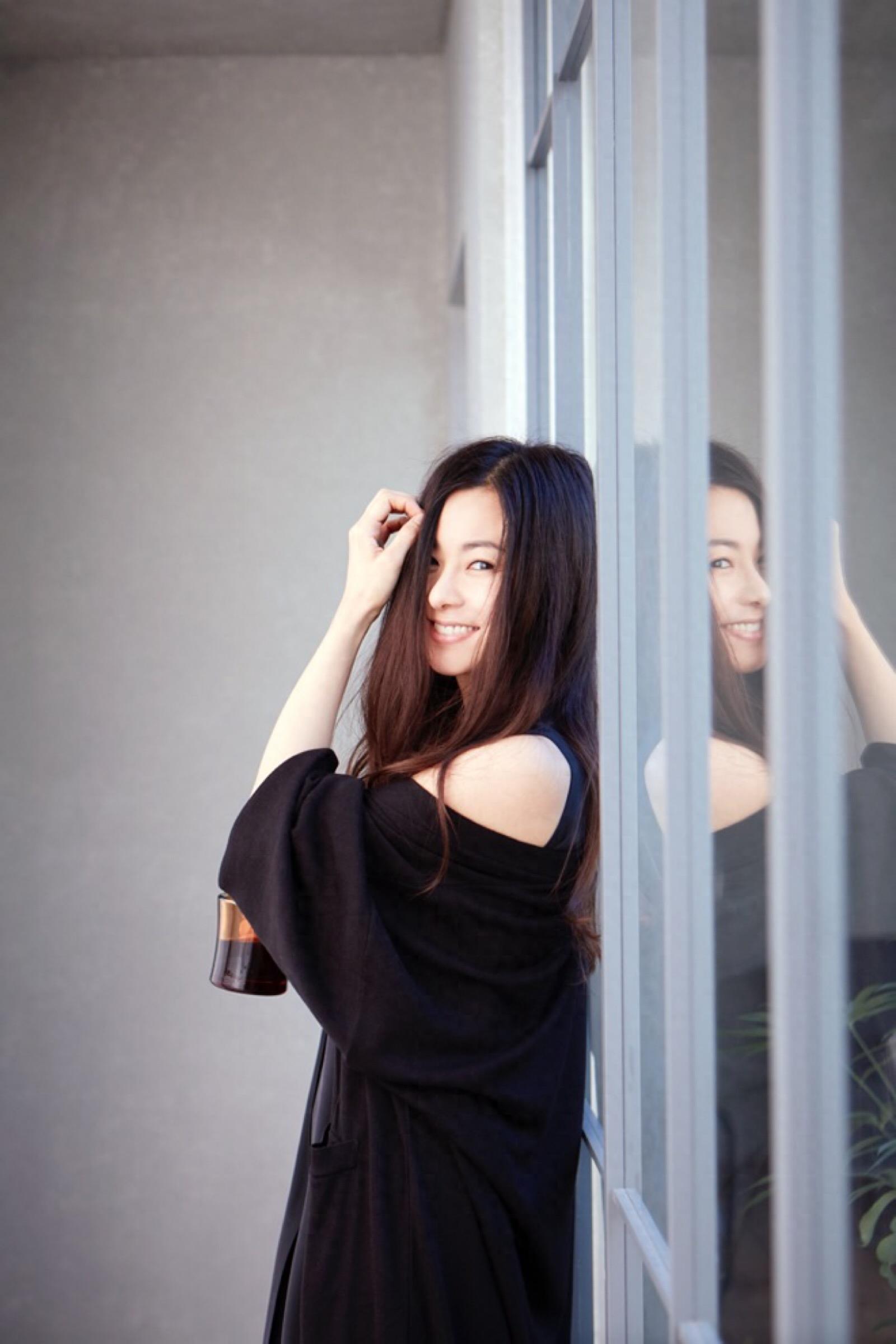 日本知名女歌手仓木麻衣