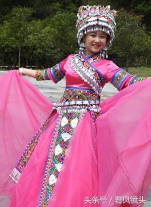 ​土家族“山歌女神”：覃诚芳玉照