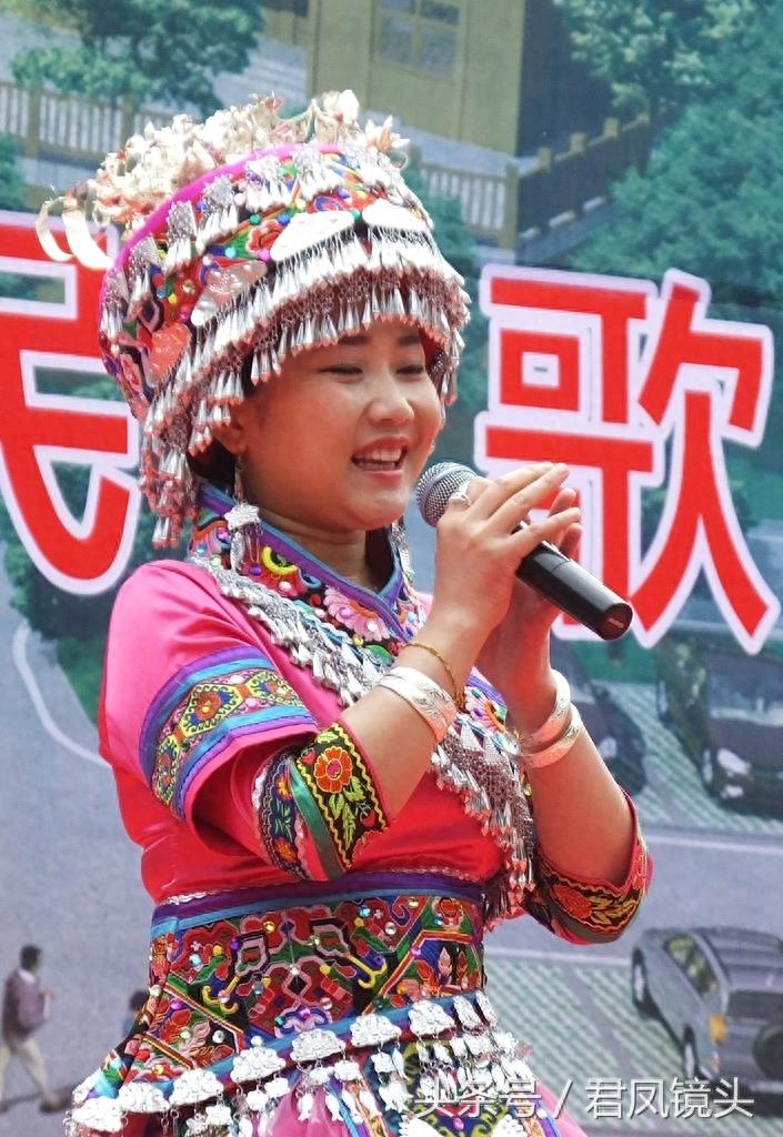 土家族“山歌女神”：覃诚芳玉照