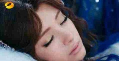 ​岚裳被樱空释玷污 幻城岚裳结局跳海自杀