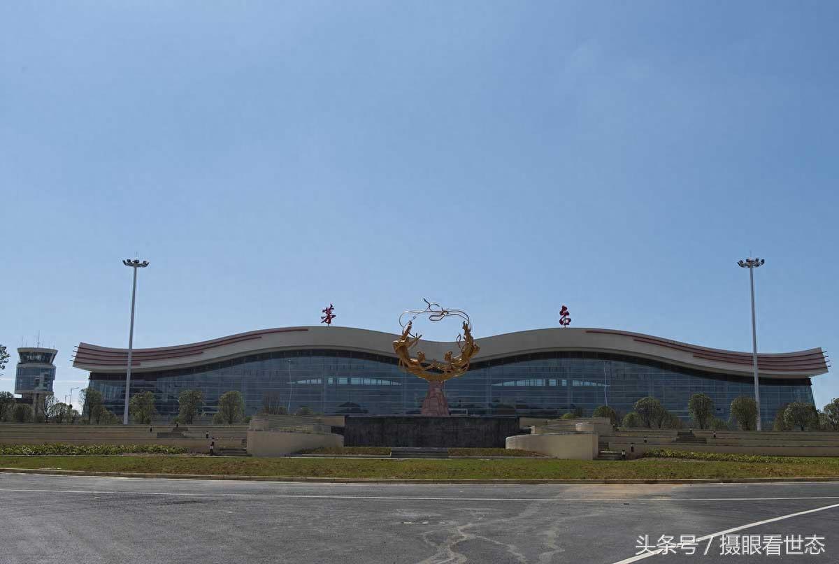 茅台机场通航在即 中国第一座以酒命名的机场最新照片供您欣赏