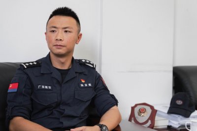 ​陈彦霖：燃烧青春化作光，“追光者”照亮平安路