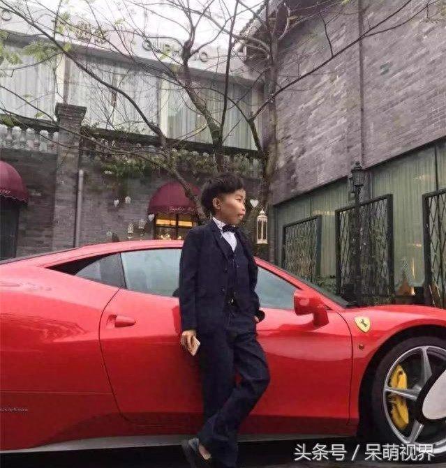 前段时间的快手红人外星人陈山现况如何?身世曝光并不是富二代