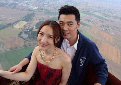 ​陈赫前妻罕晒照！不惧疫情街头大秀好身材，还有神秘男子出镜