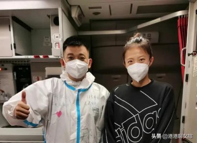 ​丁霞与球迷合照，人美心善已认证，争不过刁琳宇，与姚迪一样可惜