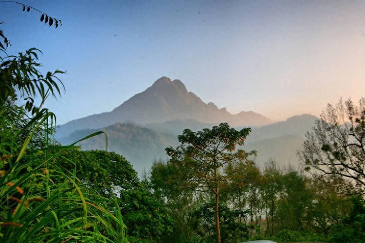 风景图集：五指山美图