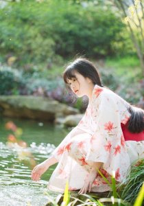 ​日系姐妹花养眼写真图片