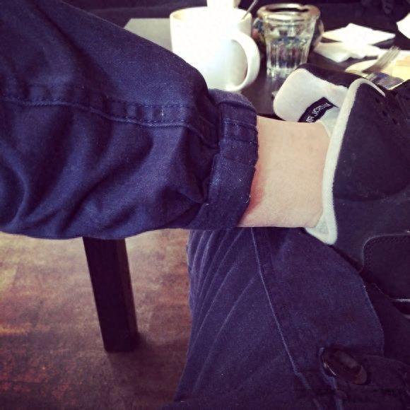 小哥教你如何正确的挽裤腿，很多人都没注意这一点