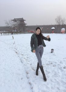 ​雪景中拍照什么样的穿搭更出彩