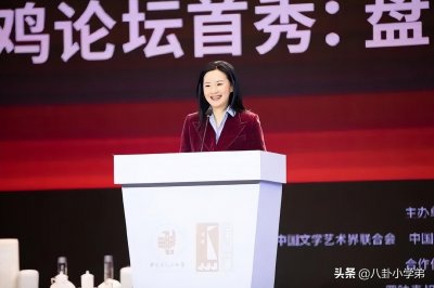 ​“不老女神”都是假的！老年斑、千层褶，生图让我看到了人间真实