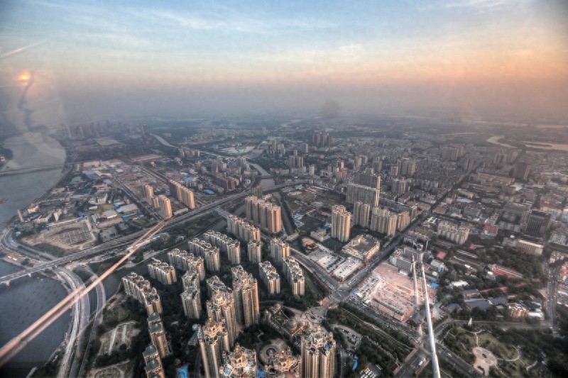 广州塔摩天轮,世界最高摩天轮,由16个