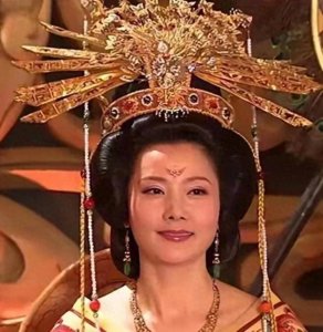 ​公元693年，武则天给李隆基和太原王氏安排了一门亲事，爱恨情仇