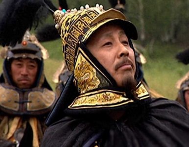 康熙17大名臣一览。索额图:67岁被赐死;佟国维:77岁病逝