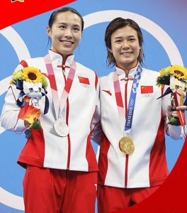 ​回顾中国历代“跳水女皇”：伏明霞13岁夺冠，吴敏霞奥运金牌最多