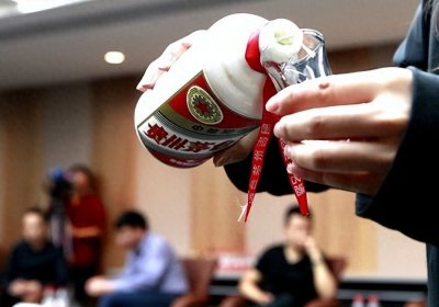 ​为什么老板喜欢喝酱香型白酒，内行一语道破原因：附加价值太现实