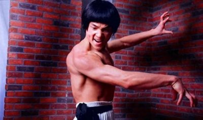 ​当代李小龙透露秦岚不结婚原因：她可能一直在等我，40岁也不老