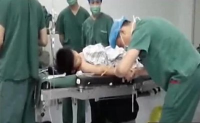 ​8岁小孩为捐骨髓血救父，两月增肥20斤：我要给我爸一条命！纪实