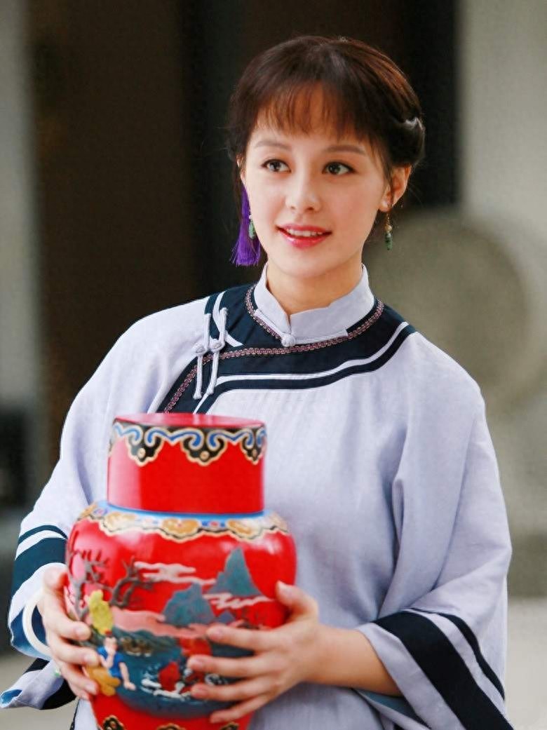 王力可:出道多年,演技身材颜值不输一线女星,却不温不火