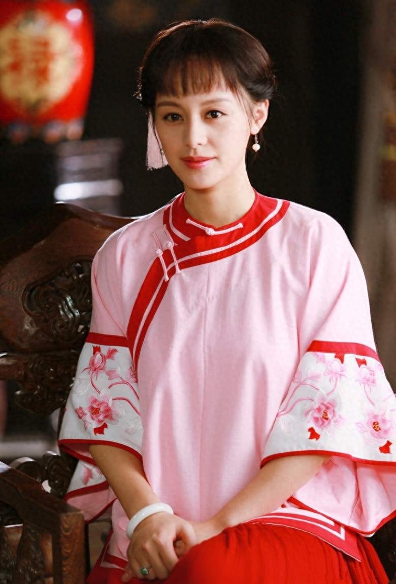 王力可:出道多年,演技身材颜值不输一线女星,却不温不火