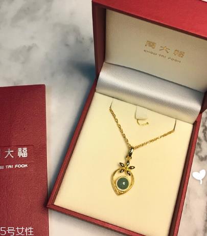 黄金项链可以用香皂洗吗 选用中性香皂 黄金项链可以用香皂洗吗 选用中性香皂