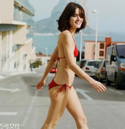 泳衣一般多少钱一套 价格悬殊很大 泳衣一般多少钱一套 价格悬殊很大