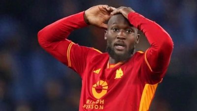 ​比利时媒体消息，纽卡斯尔联队1月冬季转会窗有意挖角卢卡...