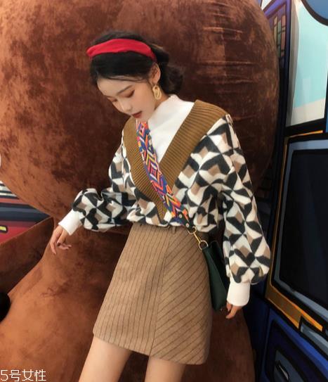 怎么穿衣服更淑女?轻松提升你的优雅魅力 怎么穿衣服更淑女?轻松提升你的优雅魅力