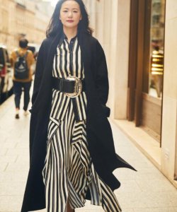 出道24年获影后,咏梅嫁给爱情做丁克家庭,高情商谈生育问题获赞