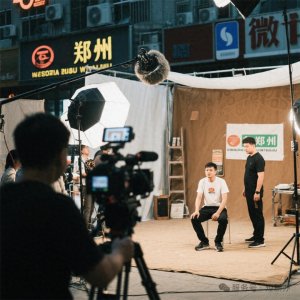 ​3.5 万从业者，政府砸出 856 家企业，郑州短剧是真火还是烟火？