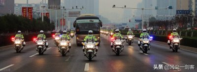 ​汶川地震的感悟，在灾难面前，人类是如此的渺小，又是如此的坚强