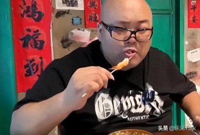 ​曝美食网红熊二去世！体重达三百斤，死因隐情被曝光，太过唏嘘