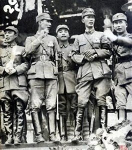 ​八路军为什么不愿意叫第十八集团军？路军与集团军有何不同？