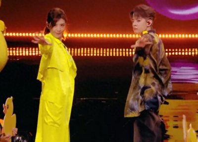 ​“甜妹鼻祖”复出！53岁苏慧伦满是少女感，嫁富商生子后回归舞台