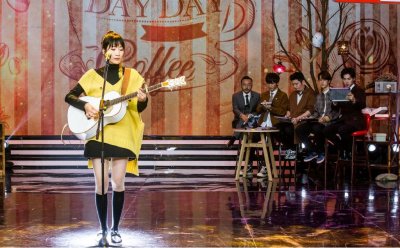 ​用音乐诠释生活，民谣姑娘阿肆用歌声为生活注入满满元气