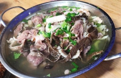 ​四川乐山最有名的八大美食，很多人表示第五道不吃，其它都是最爱