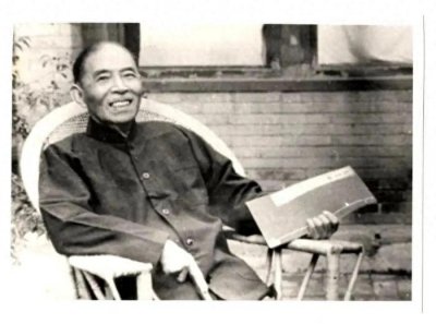 ​# 茅盾：从乌镇走出的文学巨匠与社会活动家