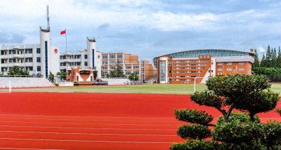 ​上海市扬子中学：奋楫扬帆履使命，乘风破浪勇担当