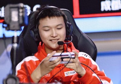 ​猫神已经决定退役！直播曝出今年状态不好，职业生涯仅剩最后半年