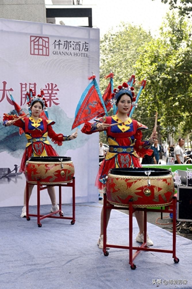 太美了！震撼的《水鼓舞》