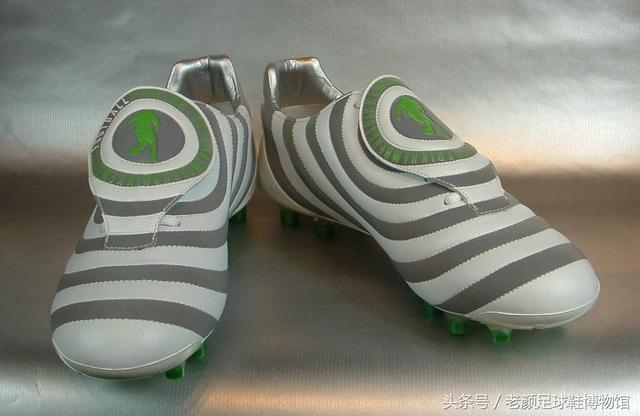 足球鞋的种类(足球鞋品牌大百科)(27)