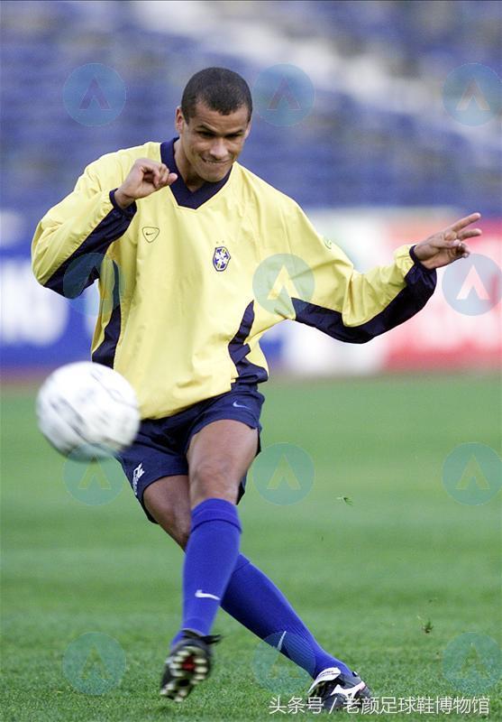 足球鞋的种类(足球鞋品牌大百科)(80)