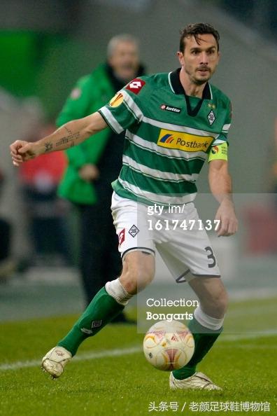 足球鞋的种类(足球鞋品牌大百科)(101)