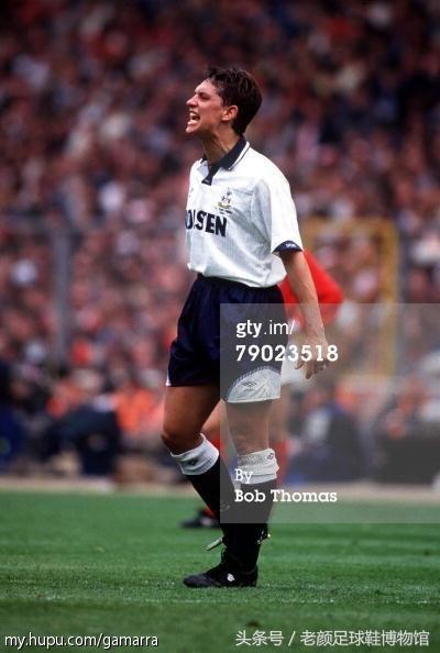 足球鞋的种类(足球鞋品牌大百科)(92)