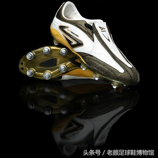 足球鞋的种类(足球鞋品牌大百科)(90)
