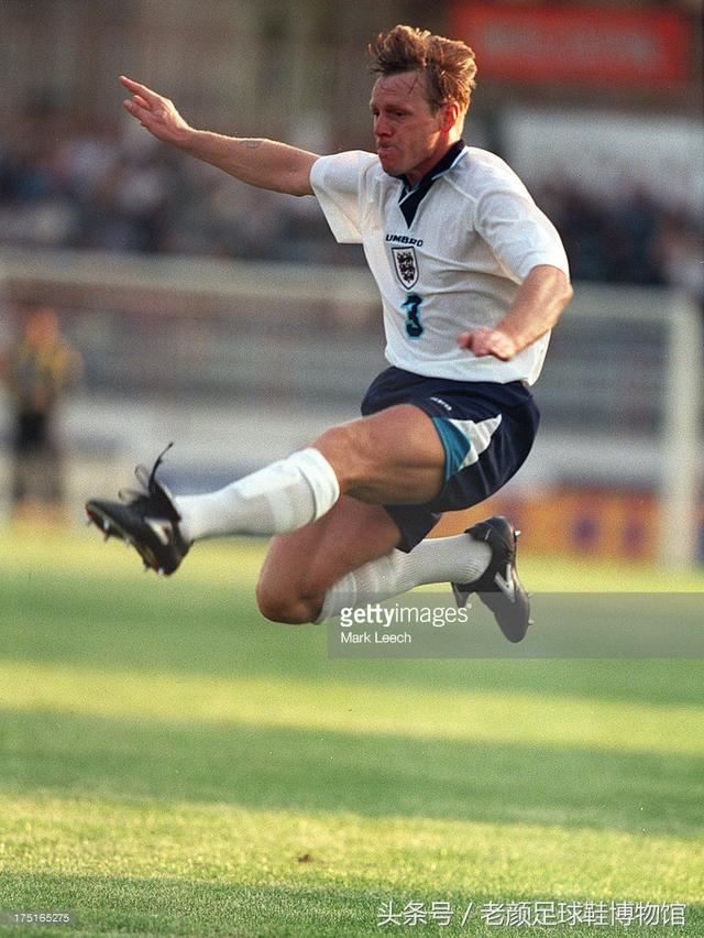 足球鞋的种类(足球鞋品牌大百科)(77)