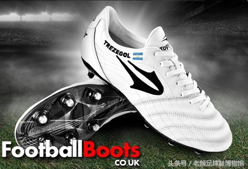 足球鞋的种类(足球鞋品牌大百科)(123)