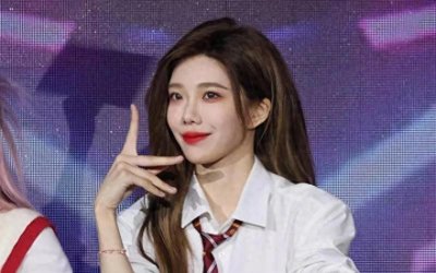 ​沈梦瑶取关大号引发热议：新起点还是新动向？